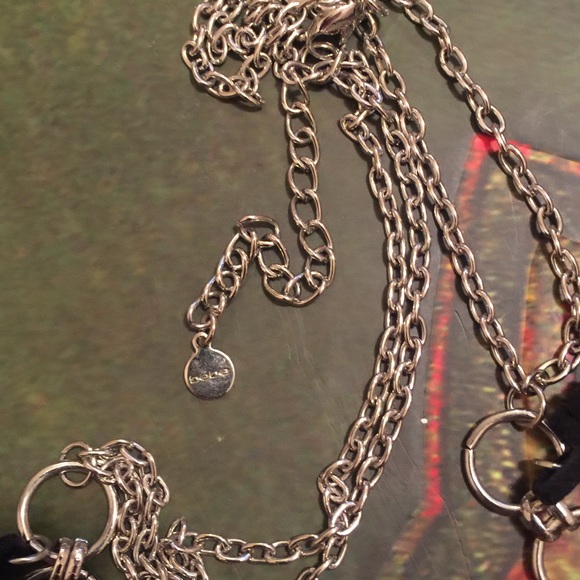 BEBE - Picture 3 of 4